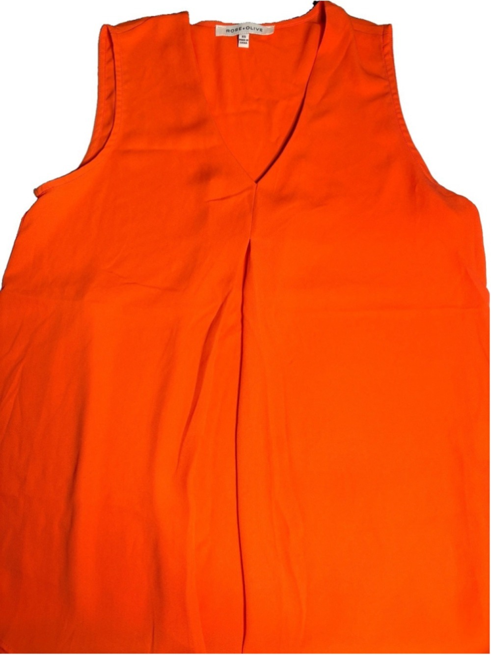 ROSE + OLIVE Orange V-Neck Tank Top Womens XS Inverted Pleat Sleeveless Blouse